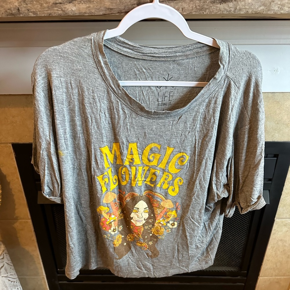 Life clothing co. T-shirt